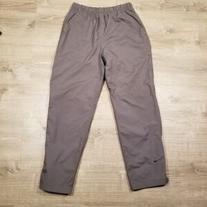 Nike Golf Size Medium Mens Storm-FIT ADV Waterproof Pants Gray Rain Wind